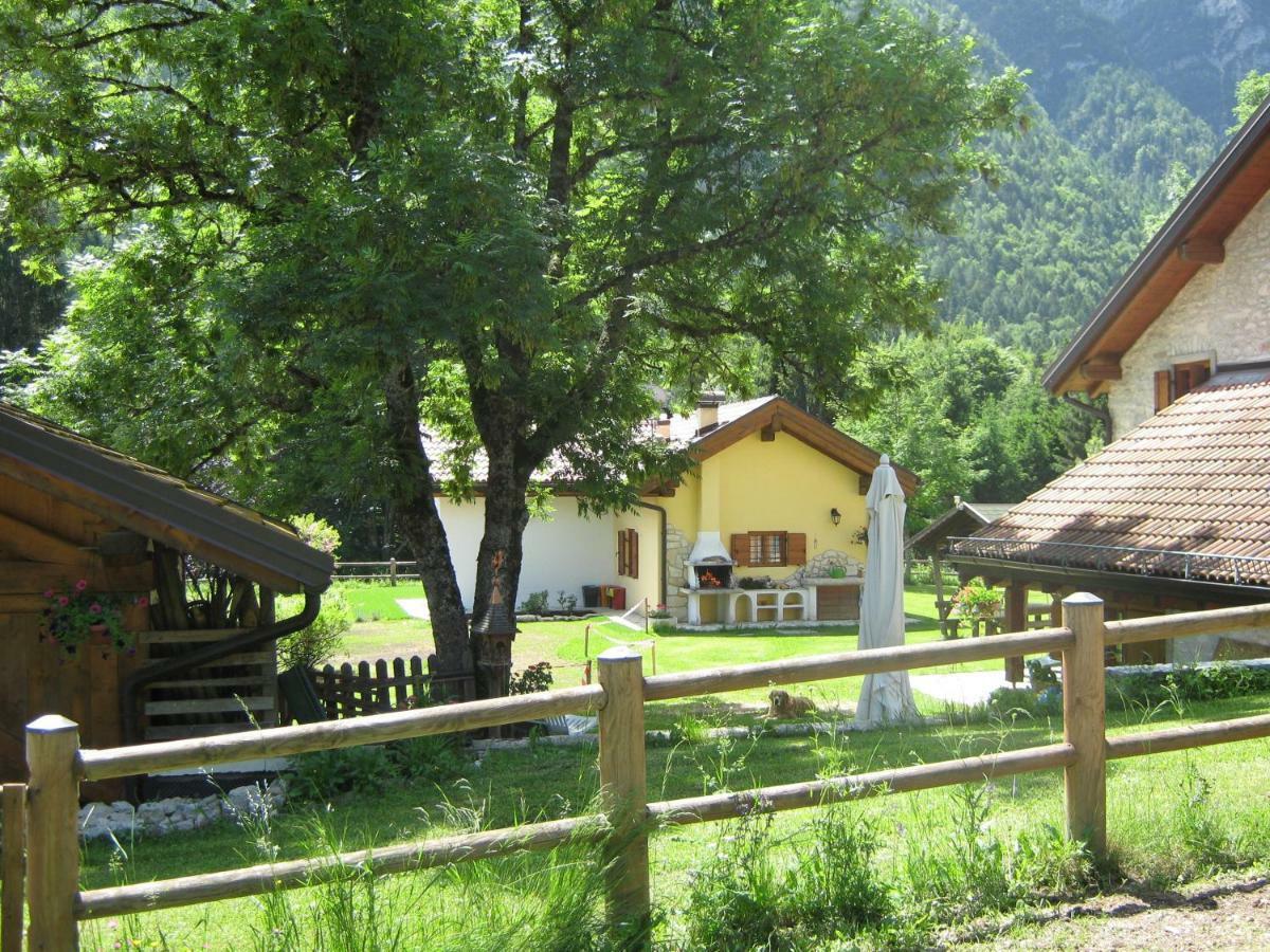 Chalet La Montagnola Villa Borgo Valsugana Exterior photo